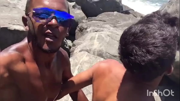 Na praiana com o puto paulistano.  