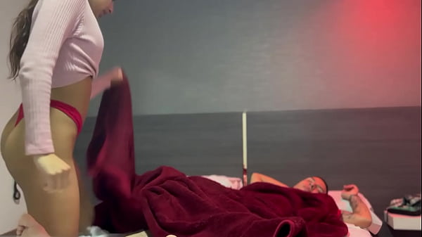 mi mejor amiga me dice que follemos y nos grabemos para ver como nos vemos