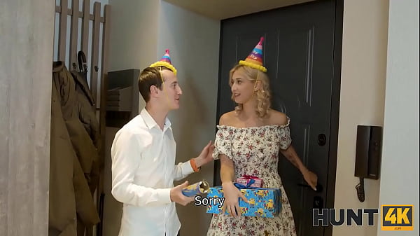 HUNT4K. Money help guy forget about the fact that friend is fucking his wife  