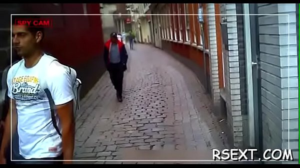 Chap gets amsterdam service