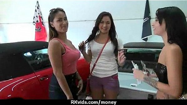 Amateur girl accepts cash for sex from stranger 13