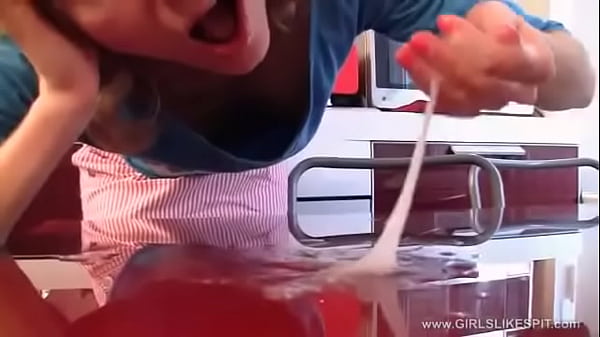 GirlsLikeSpit - Malikas huge paddle of spit - extreme!