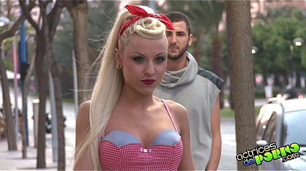 TIAS CON ROLLAZO. El primero que vea me lo follo