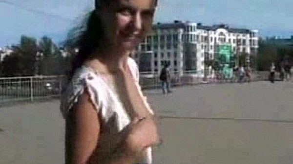 Beautiful Babe Public Flash  