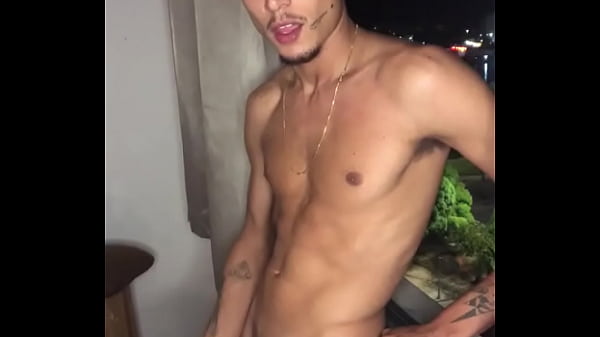 Safadinho jogando dick