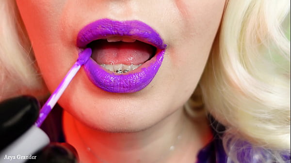 sexual teasing - erotic clip of hot pin up blonde doing lips make up