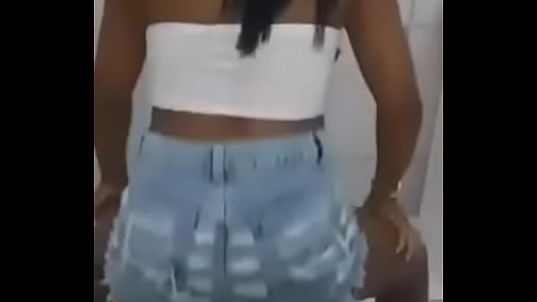 Merece o like essa novinha