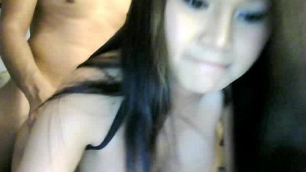 brunette sucking on a dick then get fucked(3).flv  