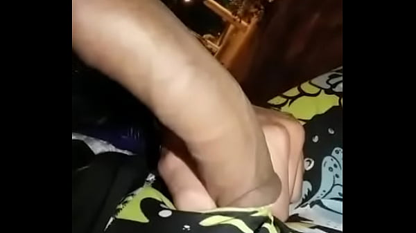 Soraia Perola Trans ativa Dotada se mostrando em publico