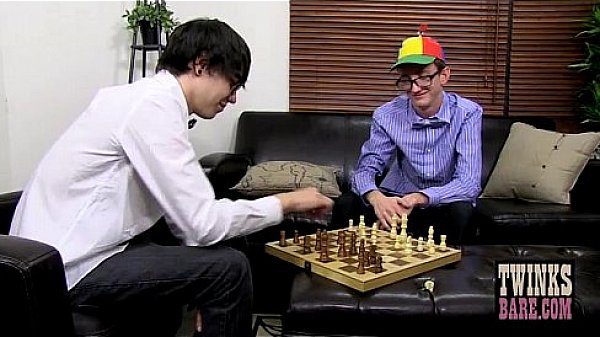 Geeky twinks play chess and then fuck each other raw