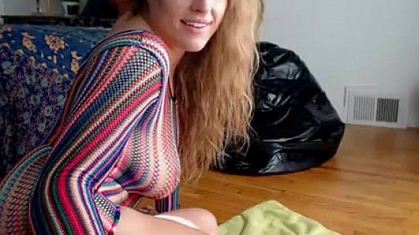 Horny babe with Nice pussy