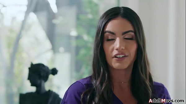 Guy didnt expect his hot latina masseuse to go all naked and wash him before his nuru massage.Petite Isa Bella oils up and bodyslides her client  