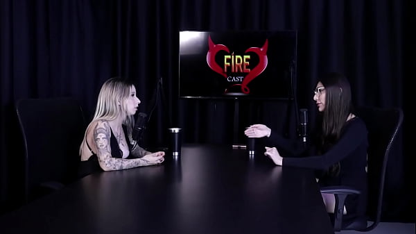 Nunca deu liberdade para a fam&iacute;lia, a m&atilde;e n&atilde;o gosta de sexo, a diferen&ccedil;a do garganta profunda - Melina Khalifa (WATCH ON: SHEER/RED)