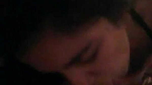 Iza fez um boquete delicioso e deu de quatro.