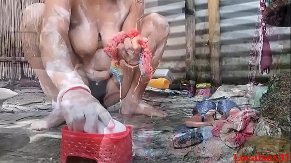 Bengali boudi fucking hard by big dick in bathroom 