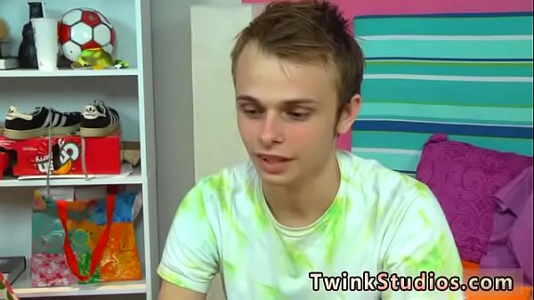 Gay muscle teens kissing bareback pictures  hot gay emo boy sucking for cum