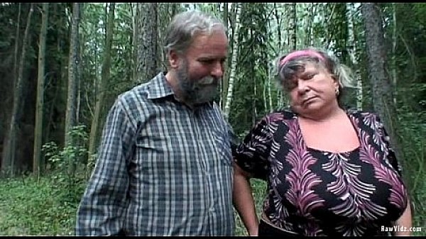 Voyeur Teen Spies Older Couple