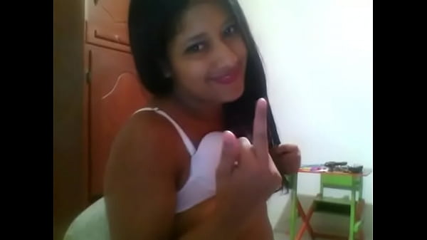 Mientras Mi Esposo No Esta Le Hago Un Baile Sensual a Mi Vecino 