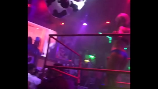 trim.73471CB4-9719-4C6F-AB45-C1E9E6FC52D7.MOV