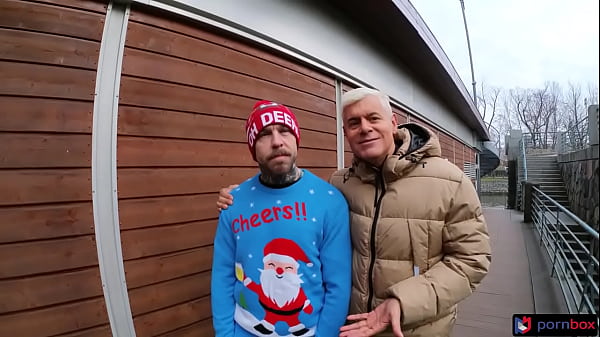 Rimming Threesome With Pawg Tabitha Poison & Huge Tits Ho Jennifer Mendez