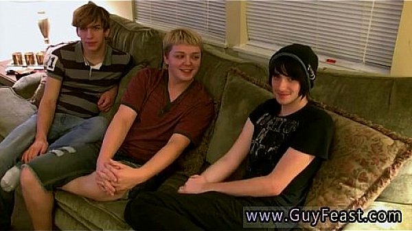 Hot gay sex It turns into a finish threesome suckfest as they all 