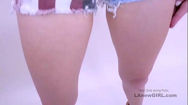 Hot model feels big dick sitting on top 