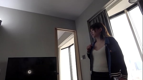 part2 『あなたの給料いくらですか？』生きていくにはカネがいる。そしてカネを得るために色んな『何か』を生み出している。この企画は生々しくリアルに人の財布に首をつっこむ ディープカルチャー ドキュメンタリー。今回は出会い系メンズセラピストのナギサちゃんに密着！人気エステ嬢のリアル施術&性事情を潜入調査！  