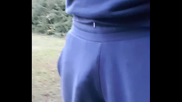 m4rkus77  peeing - pissing outdoors