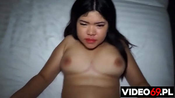 Darmowe filmy erotyczne - Dziewczyna z Walking Street - występuje Pony [ Nasi tu byli ]