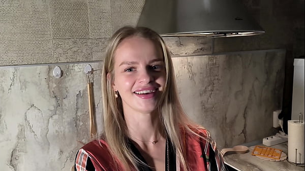 A neighbor seduced me with her appearance, for sex.