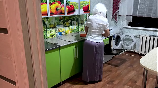 Stepmom can be fucked in anal and pull her big ass on stepson's penis