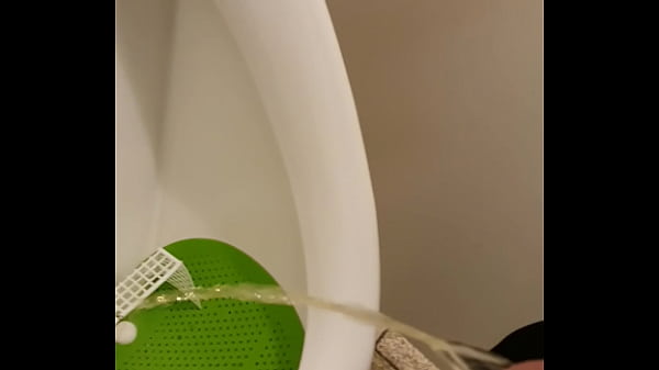 Voll ins tor geschossen