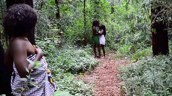 Phat Booty Black Lesbians Eat Pussy Sloppy In Steamy Homemade Hookup