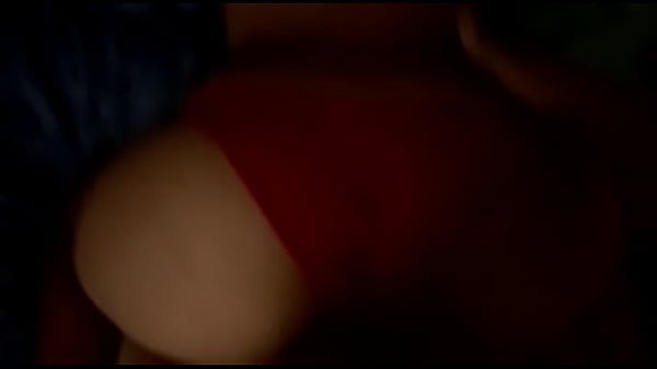 Calz&oacute;n rojo cojida de a cuatro  