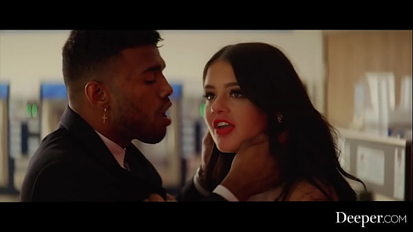 Deeper. Rampant babe tests her partners limits