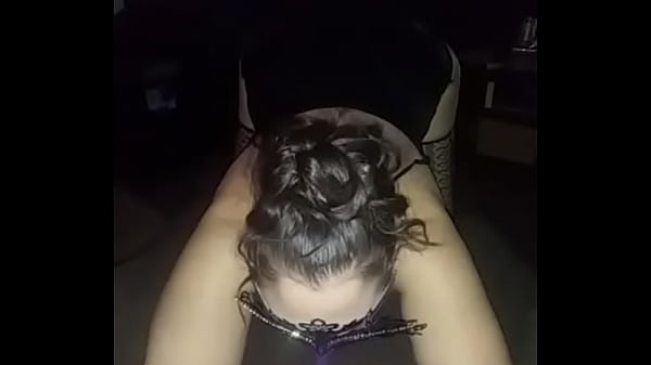 Thick wife showing her skillz