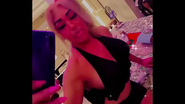 Solo en Guayaquil sexo y m&aacute;s sexo