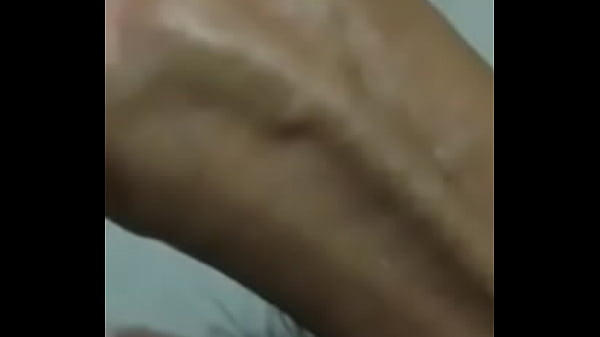 Mi gran pene quiere una gran mamada y una buena conchita