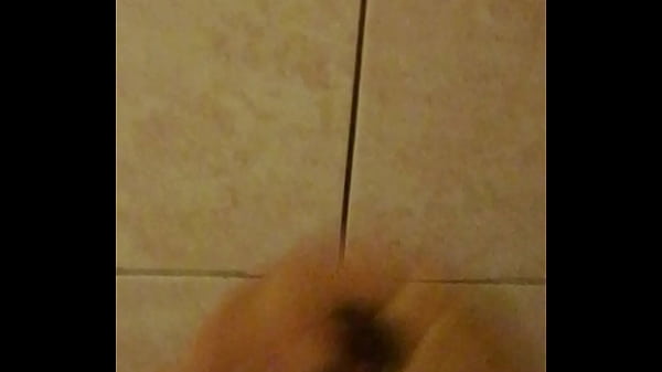 PAJA EN EL BA&Ntilde;O