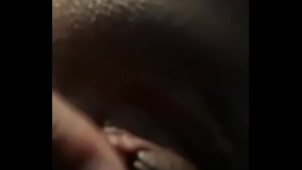 Me env&iacute;a por whats app  