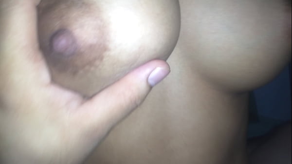 Minha esposa novinha se t&aacute; do gostoso com os peito lindos buceta peludinha