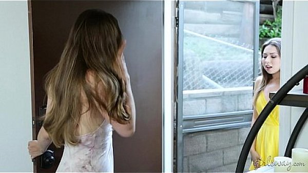 Twinning 2 - Melissa Moore, Capri Anderson