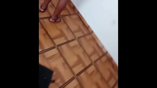 falou que gostava de dar a bunda  qe na hora quase chorou