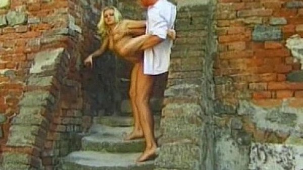 Amatreur couple fucked hard