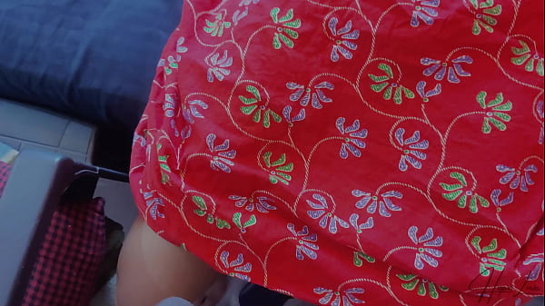 Close-Up Pussy Sex With Hot Auntie