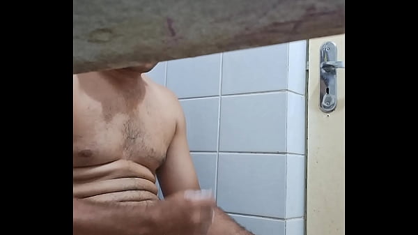 Quero 1 pix alguem pode me manda? me chama no pv do xv 