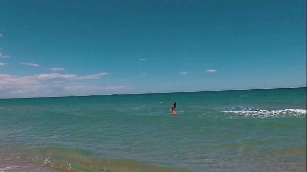 Russian girl nudists with perfect body Sasha Bikeeva runs naked on the Spanish coast. Valencia