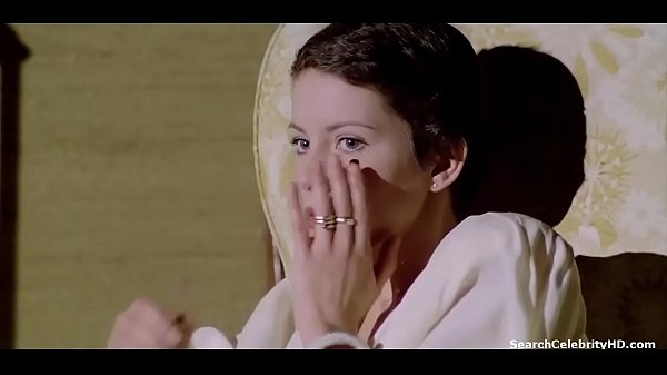 Annie Belle House The Edge The Park 1980