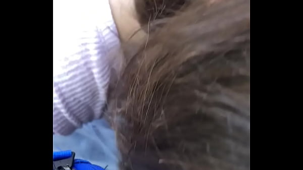 Amateur girlfriend sucking cock outside