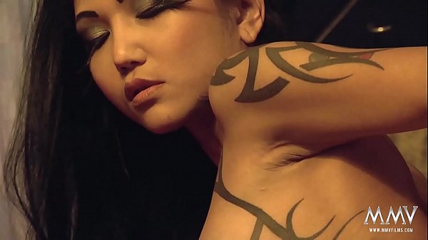 Two german sluts sharing toys